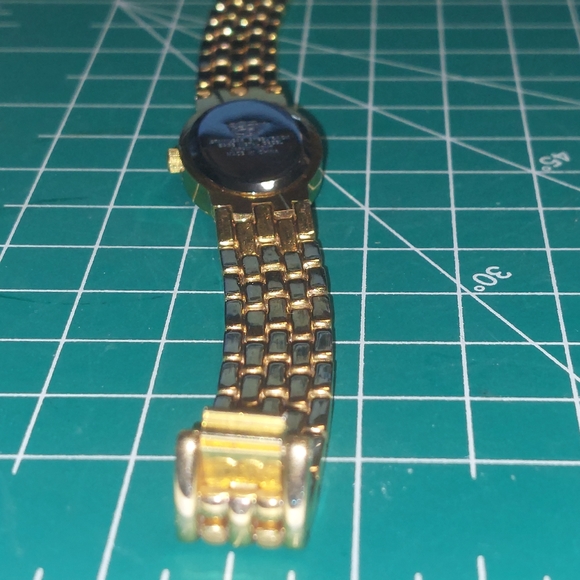 Vintage working EJ Ladies Fashion Watch Nice - Picture 9 of 10